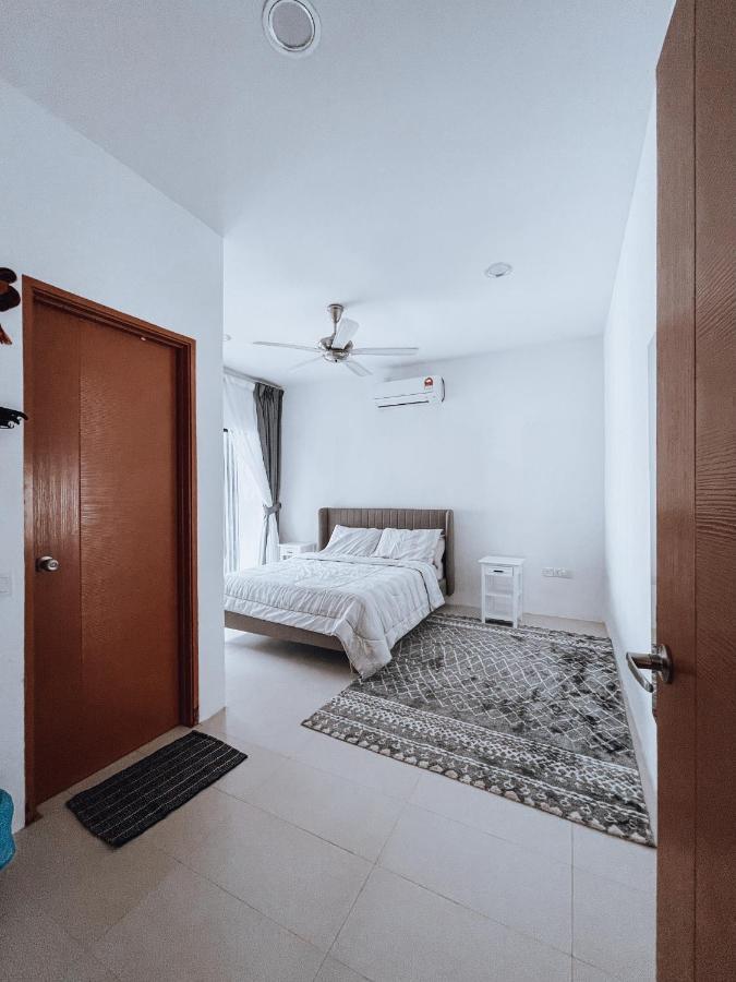 Nur Villa Sg Soi Musslimm Only كوانتان المظهر الخارجي الصورة